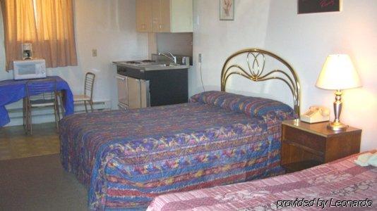 Palmers Motel Wakefield Room photo